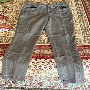 Natural reflections. Size 18